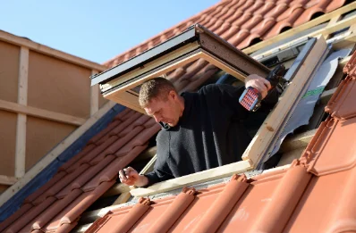Pose de fenêtres de toit Velux à Écurat
